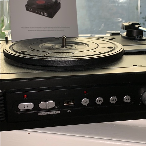 Stereo Turntable-RECORD player - Picture 2 of 4